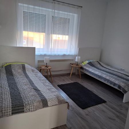 Werner Apartman Mohács Esterno foto