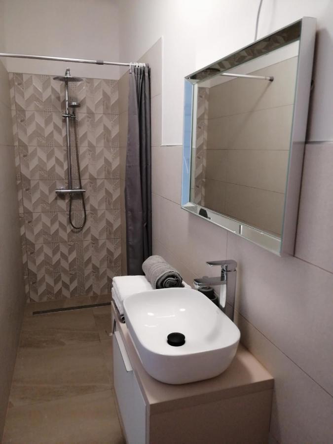 Werner Apartman Mohács Esterno foto